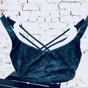 lululemon Sports Bra size 4
